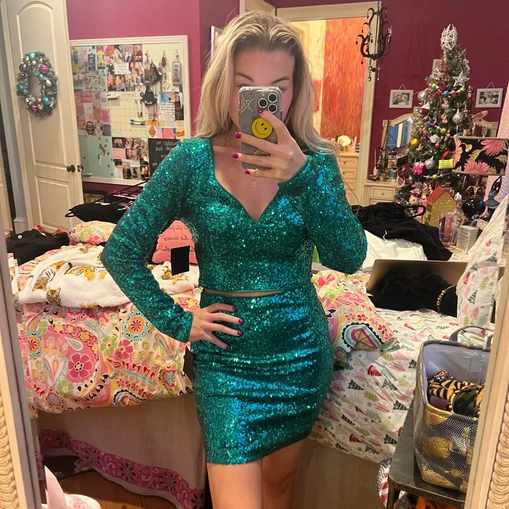 LuLus Glitzy Celebration Emerald Green Sequin Two-Piece Mini Dress | NYE - Picture 7 of 12